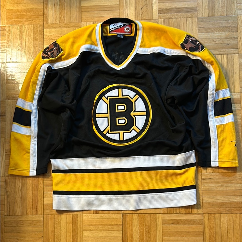 VINTAGE BRUINS PROPLAYER JERSEY WITH PATCHES SZ L